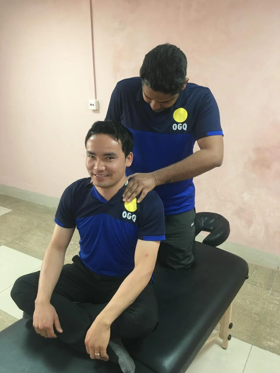 Hands-on sports physiotherapy treatment