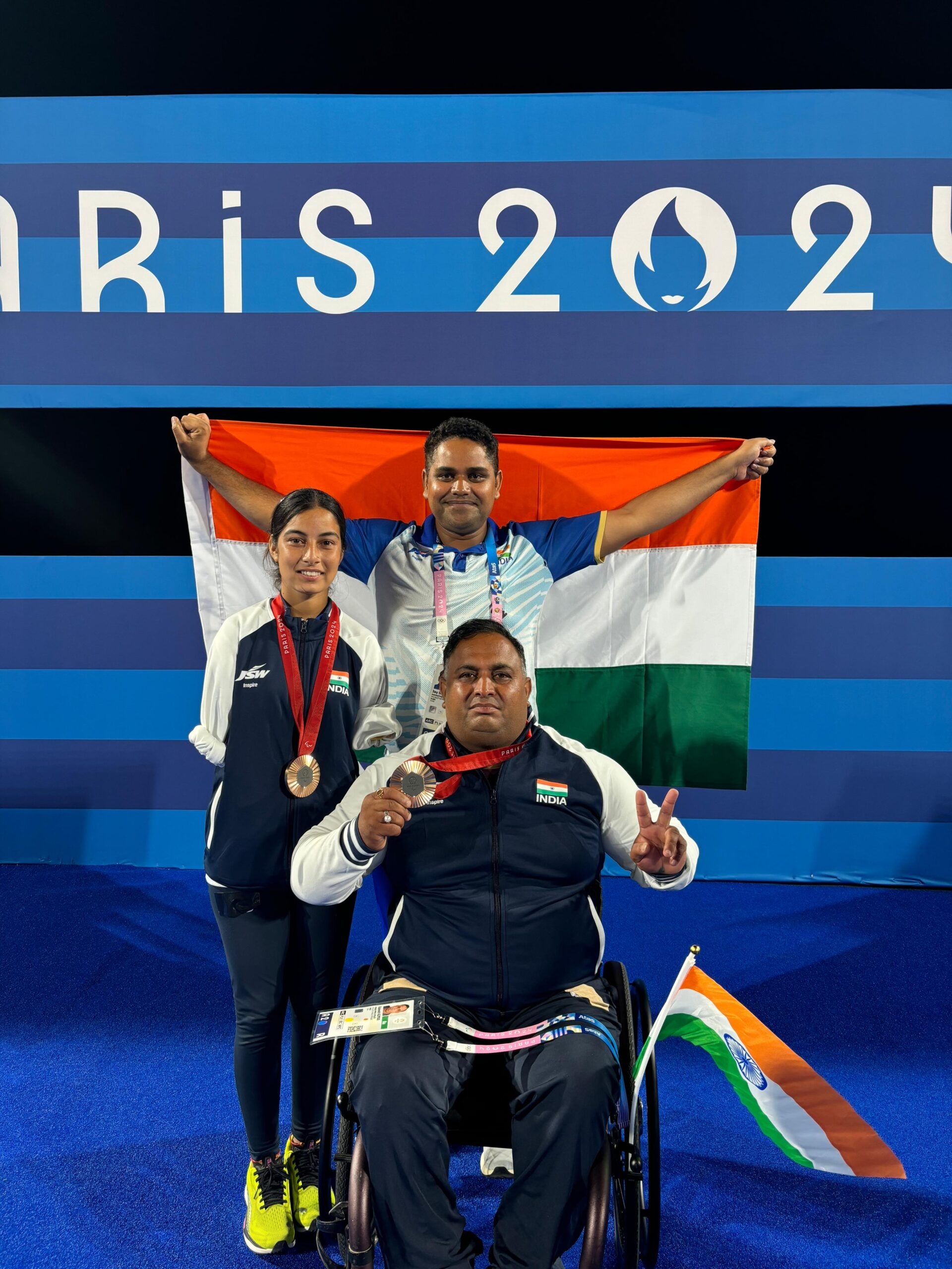 INDIAN ARCHER Rakesh Bazal and Sheetal Dev physio Noida